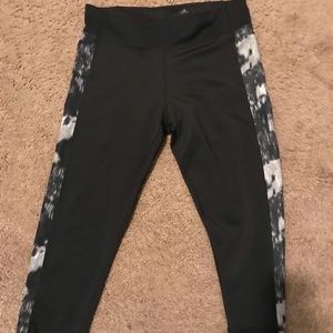 Cropped Adidas Leggings